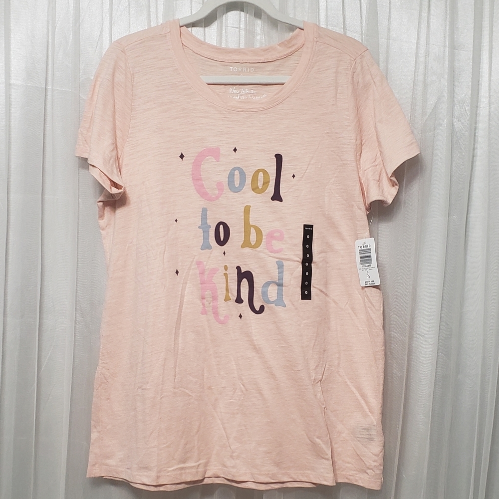 NWT Torrid Sz 0/L/12 Cool To Be Kind Slim Fit Short Sleeve Shirt - Picture 1 of 12